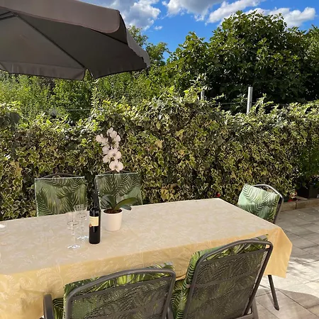 Apartman Karmen Sinj